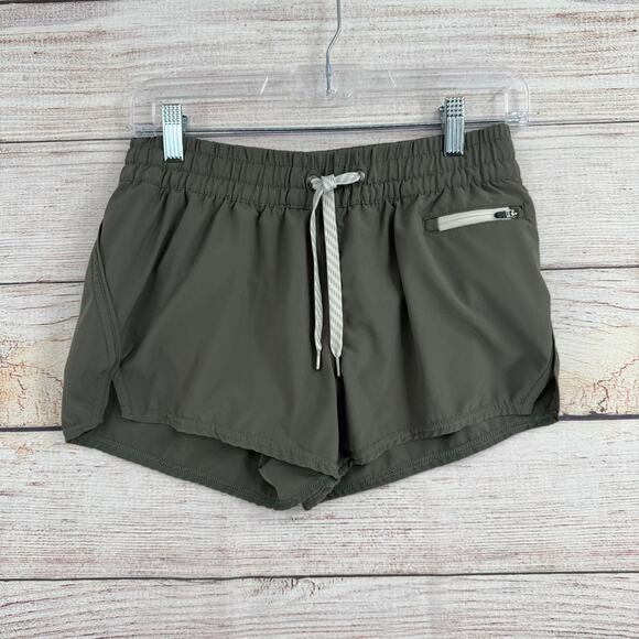 Vuori Pants - Vuori Clementine 2.0 Shorts Womens Small Green Running Drawstring